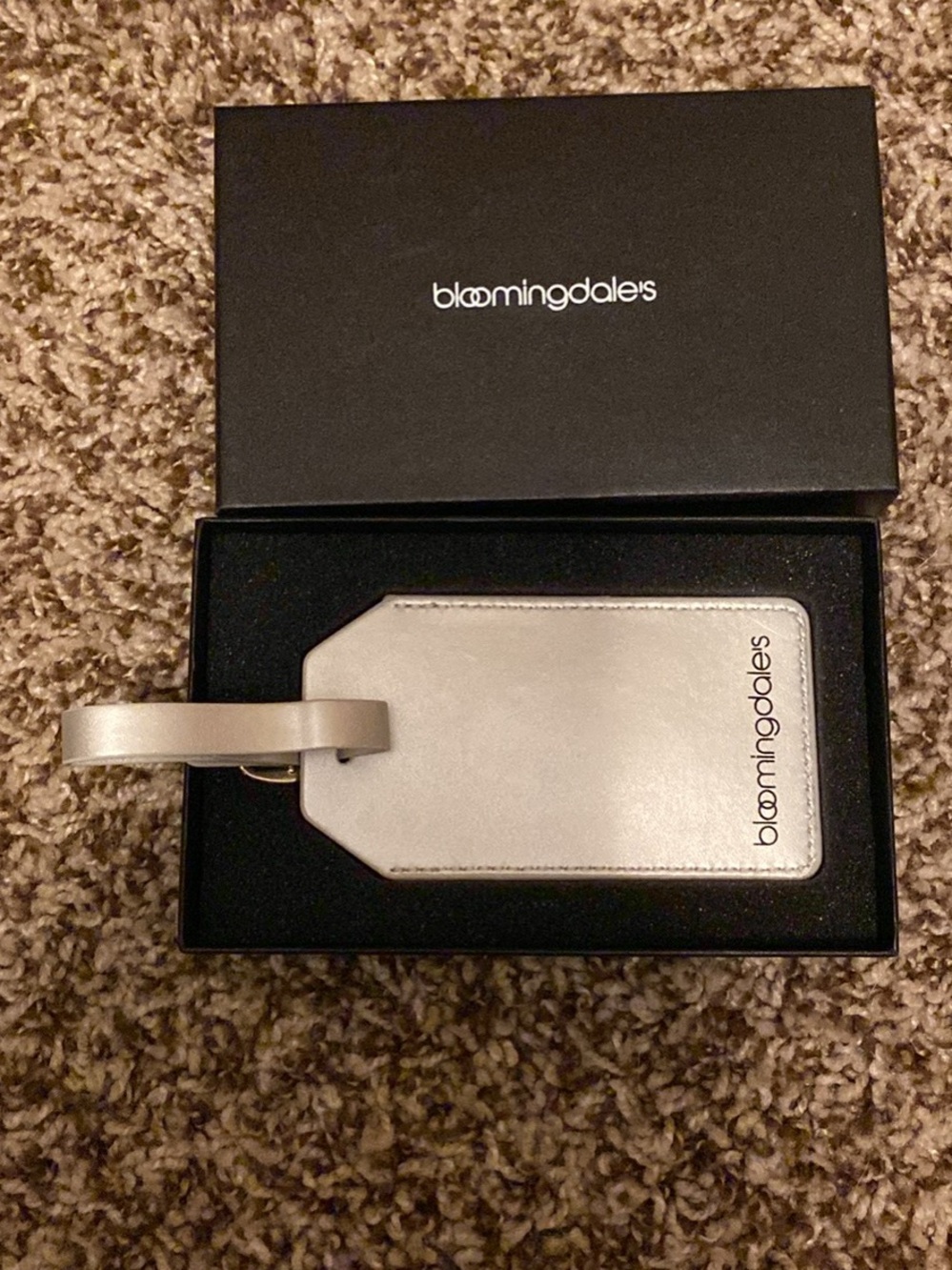 Bloomingdale's Silver Leather Luggage Tag